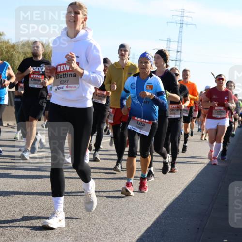 03.10.2025 - Köhlbrandbrückenlauf Strokosch-Dieckow http://msf.ph/oto/9107919 03.10.2025 12:21:05 Position 3 6387, 4841, 4840, 4934, 2, 4883, 6474 meine-sportfotos.de