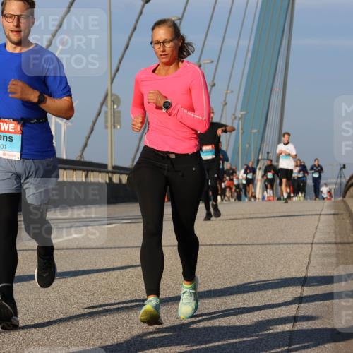 03.10.2025 - Köhlbrandbrückenlauf Strokosch-Dieckow http://msf.ph/oto/9107943 03.10.2025 09:37:55 Position 2 2801 meine-sportfotos.de