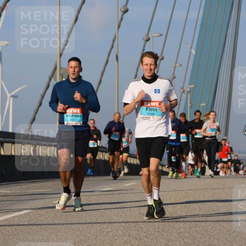 03.10.2025 - Köhlbrandbrückenlauf Strokosch-Dieckow http://msf.ph/oto/9107991 03.10.2025 09:38:05 Position 2 1114, 2811, 3155 meine-sportfotos.de