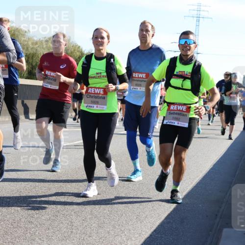 03.10.2025 - Köhlbrandbrückenlauf Strokosch-Dieckow http://msf.ph/oto/9107995 03.10.2025 12:21:13 Position 3 5132, 5483, 5928, 6028, 5982 meine-sportfotos.de