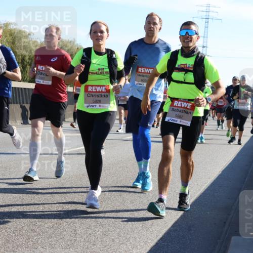 03.10.2025 - Köhlbrandbrückenlauf Strokosch-Dieckow http://msf.ph/oto/9108007 03.10.2025 12:21:13 Position 3 6028, 5132, 5607, 5483, 5928, 5982 meine-sportfotos.de