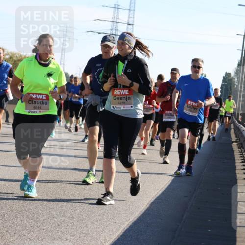03.10.2025 - Köhlbrandbrückenlauf Strokosch-Dieckow http://msf.ph/oto/9108011 03.10.2025 12:21:16 Position 3 4844, 4729, 5511 meine-sportfotos.de