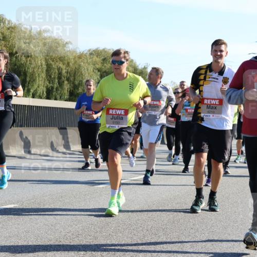 03.10.2025 - Köhlbrandbrückenlauf Strokosch-Dieckow http://msf.ph/oto/9108080 03.10.2025 12:21:23 Position 3 6335, 5032, 5150, 5684, 4210 meine-sportfotos.de