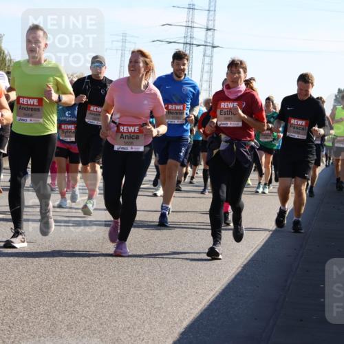 03.10.2025 - Köhlbrandbrückenlauf Strokosch-Dieckow http://msf.ph/oto/9108086 03.10.2025 12:21:25 Position 3 5836, 5658, 6243, 5879, 5656, 5130, 5683, 5156 meine-sportfotos.de