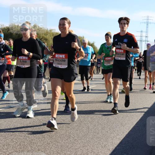 03.10.2025 - Köhlbrandbrückenlauf Strokosch-Dieckow http://msf.ph/oto/9108136 03.10.2025 12:21:32 Position 3 8521, 5730, 6652, 5761, 6445 meine-sportfotos.de