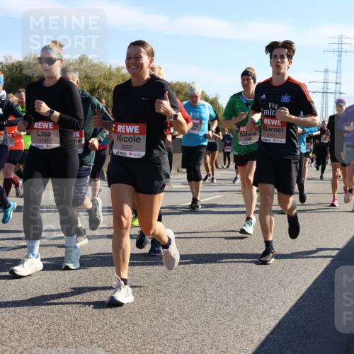03.10.2025 - Köhlbrandbrückenlauf Strokosch-Dieckow http://msf.ph/oto/9108143 03.10.2025 12:21:32 Position 3 8521, 5730, 6652, 5761, 6445 meine-sportfotos.de