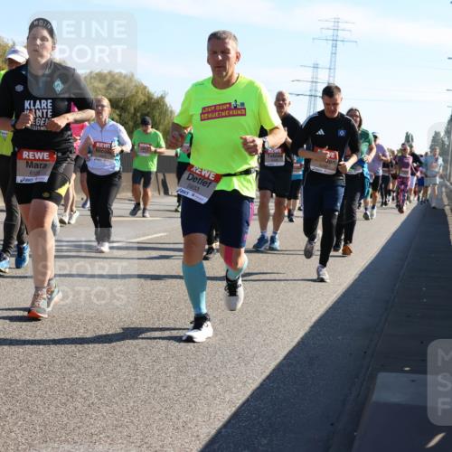 03.10.2025 - Köhlbrandbrückenlauf Strokosch-Dieckow http://msf.ph/oto/9108188 03.10.2025 12:21:36 Position 3 6126, 5933 meine-sportfotos.de