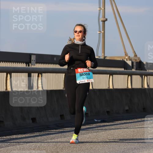 03.10.2025 - Köhlbrandbrückenlauf Strokosch-Dieckow http://msf.ph/oto/9108191 03.10.2025 09:38:26 Position 2 3174 meine-sportfotos.de