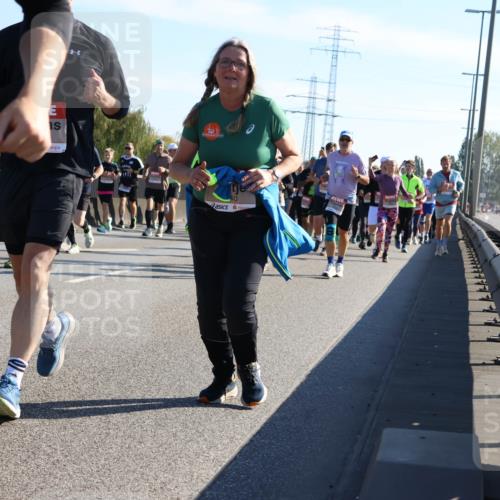 03.10.2025 - Köhlbrandbrückenlauf Strokosch-Dieckow http://msf.ph/oto/9108201 03.10.2025 12:21:39 Position 3  meine-sportfotos.de