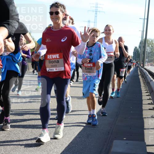 03.10.2025 - Köhlbrandbrückenlauf Strokosch-Dieckow http://msf.ph/oto/9108251 03.10.2025 12:21:49 Position 3 74, 5949, 4745, 5570 meine-sportfotos.de