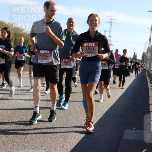 03.10.2025 - Köhlbrandbrückenlauf Strokosch-Dieckow http://msf.ph/oto/9108343 03.10.2025 12:21:58 Position 3 6375, 4661, 6436, 4631 meine-sportfotos.de