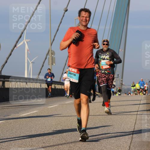 03.10.2025 - Köhlbrandbrückenlauf Strokosch-Dieckow http://msf.ph/oto/9108416 03.10.2025 09:38:57 Position 2 1231 meine-sportfotos.de