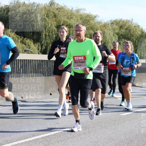 03.10.2025 - Köhlbrandbrückenlauf Strokosch-Dieckow http://msf.ph/oto/9108463 03.10.2025 12:22:18 Position 3 11, 4749, 5326, 5387, 6539 meine-sportfotos.de
