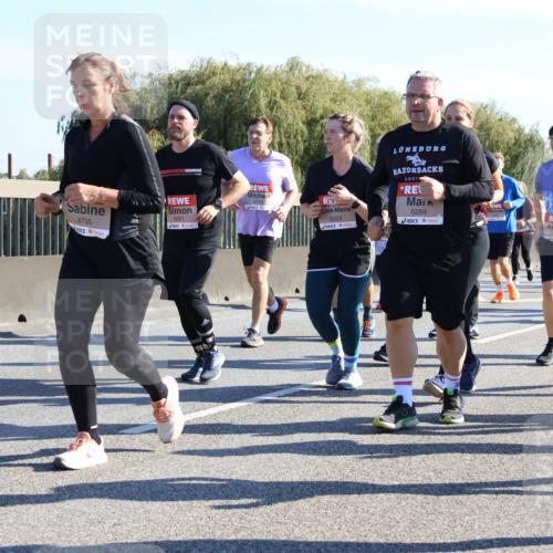03.10.2025 - Köhlbrandbrückenlauf Strokosch-Dieckow http://msf.ph/oto/9108541 03.10.2025 12:22:25 Position 3 6077, 4735, 6051, 6053, 6289, 5174, 5357, 6290 meine-sportfotos.de
