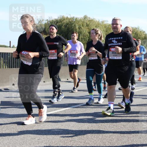 03.10.2025 - Köhlbrandbrückenlauf Strokosch-Dieckow http://msf.ph/oto/9108546 03.10.2025 12:22:25 Position 3 6077, 4735, 6051, 6289, 6053, 5357, 625 meine-sportfotos.de