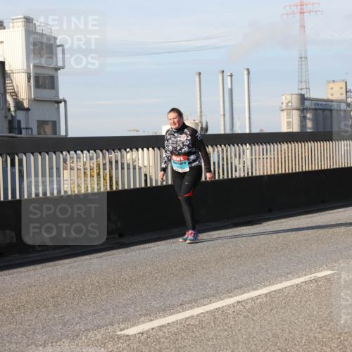 03.10.2025 - Köhlbrandbrückenlauf Lena Gebhardt http://msf.ph/oto/9108549 03.10.2025 10:14:09 Position 2  meine-sportfotos.de