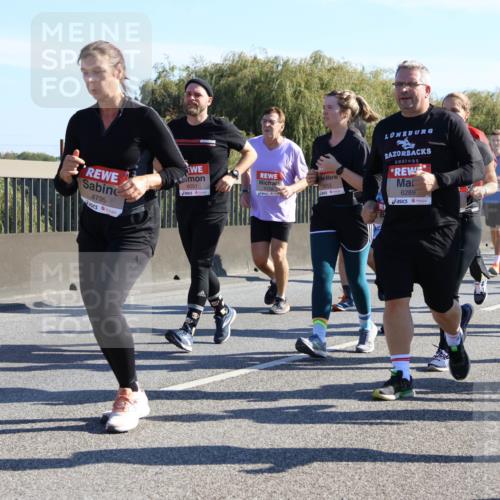03.10.2025 - Köhlbrandbrückenlauf Strokosch-Dieckow http://msf.ph/oto/9108552 03.10.2025 12:22:25 Position 3 6077, 4735, 6051, 6053, 6289, 5357 meine-sportfotos.de