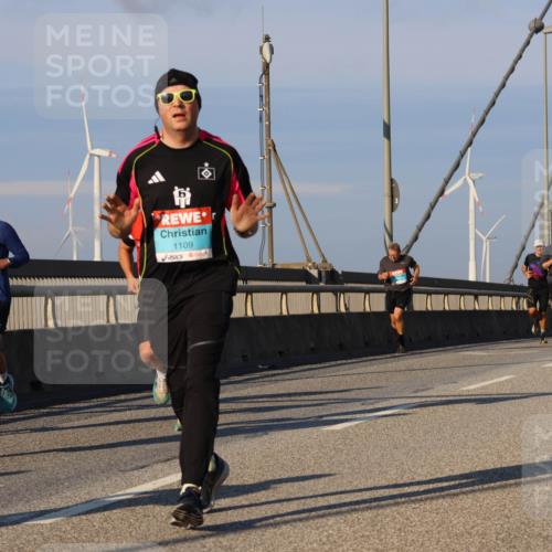 03.10.2025 - Köhlbrandbrückenlauf Strokosch-Dieckow http://msf.ph/oto/9108563 03.10.2025 09:39:10 Position 2 37947, 1109 meine-sportfotos.de