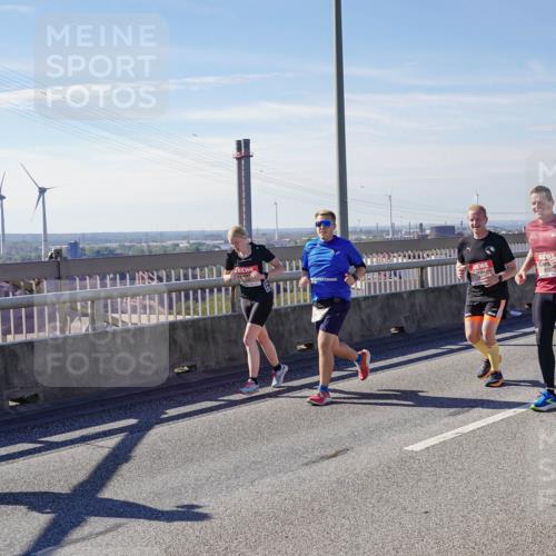 03.10.2025 - Köhlbrandbrückenlauf Michael Burmester http://msf.ph/oto/9108575 03.10.2025 12:51:23 Position 2  meine-sportfotos.de