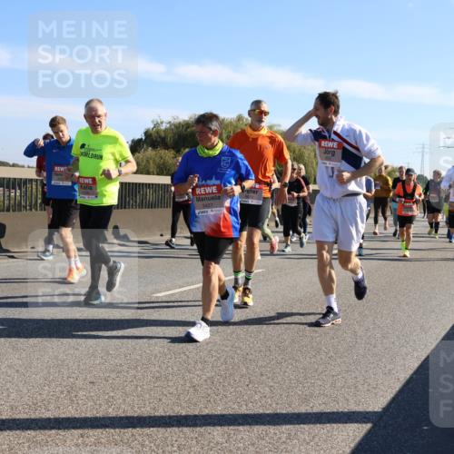 03.10.2025 - Köhlbrandbrückenlauf Strokosch-Dieckow http://msf.ph/oto/9108629 03.10.2025 12:22:30 Position 3 6620, 5427 meine-sportfotos.de