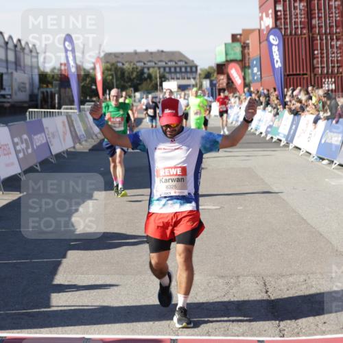 03.10.2025 - Köhlbrandbrückenlauf Jannik Wohlers http://msf.ph/oto/9108650 03.10.2025 12:59:33 Ziel 4119, 4270, 4475, 4940, 6060, 6325, 6616, 6666 meine-sportfotos.de