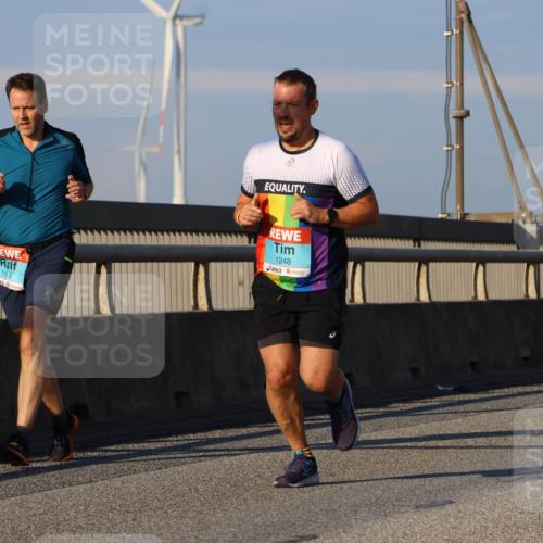 03.10.2025 - Köhlbrandbrückenlauf Strokosch-Dieckow http://msf.ph/oto/9108679 03.10.2025 09:39:25 Position 2 1115, 1248 meine-sportfotos.de