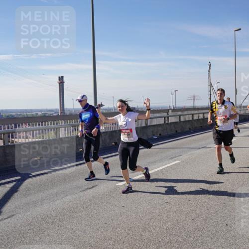 03.10.2025 - Köhlbrandbrückenlauf Michael Burmester http://msf.ph/oto/9108726 03.10.2025 12:51:27 Position 2  meine-sportfotos.de