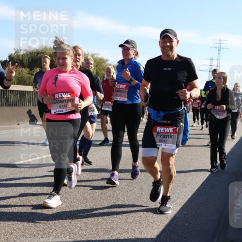 03.10.2025 - Köhlbrandbrückenlauf Strokosch-Dieckow http://msf.ph/oto/9108732 03.10.2025 12:22:36 Position 3 5135, 6141, 6434, 6110, 6045, 4697 meine-sportfotos.de