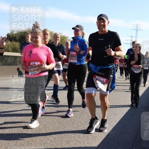 03.10.2025 - Köhlbrandbrückenlauf Strokosch-Dieckow http://msf.ph/oto/9108736 03.10.2025 12:22:36 Position 3 10, 5135, 6141, 6434, 6110, 60, 4697 meine-sportfotos.de