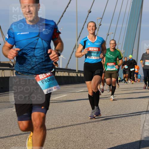 03.10.2025 - Köhlbrandbrückenlauf Strokosch-Dieckow http://msf.ph/oto/9108771 03.10.2025 09:39:33 Position 2 2712, 3458 meine-sportfotos.de