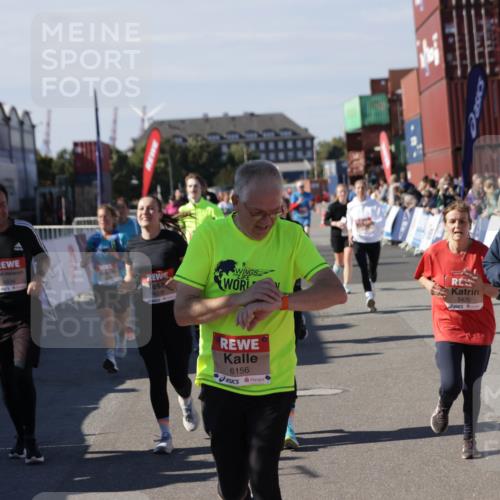 03.10.2025 - Köhlbrandbrückenlauf Jannik Wohlers http://msf.ph/oto/9108790 03.10.2025 13:29:30 Ziel 5340, 5366, 5470, 5482, 5514, 5601, 6156, 6334, 6335, 6336, 6351, 6387, 6439, 6539, 6543, 6554, 6555 meine-sportfotos.de
