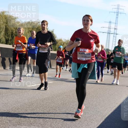 03.10.2025 - Köhlbrandbrückenlauf Strokosch-Dieckow http://msf.ph/oto/9108862 03.10.2025 12:22:57 Position 3 5006, 6170 meine-sportfotos.de