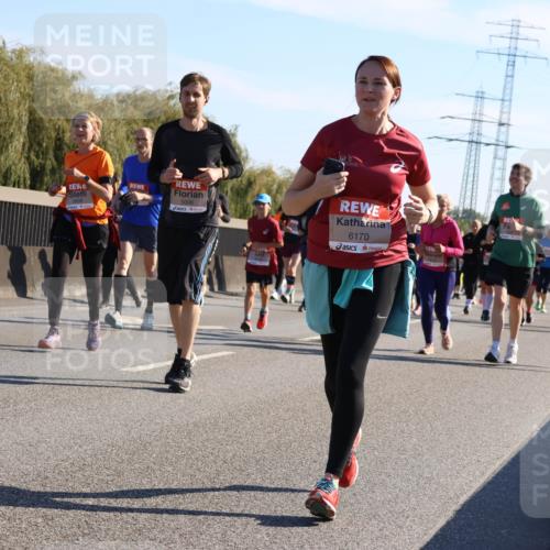 03.10.2025 - Köhlbrandbrückenlauf Strokosch-Dieckow http://msf.ph/oto/9108866 03.10.2025 12:22:57 Position 3 5006, 6170 meine-sportfotos.de