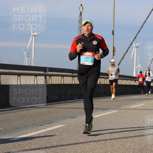 03.10.2025 - Köhlbrandbrückenlauf Strokosch-Dieckow http://msf.ph/oto/9108889 03.10.2025 09:39:47 Position 2 3403, 1315 meine-sportfotos.de