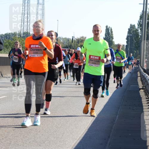 03.10.2025 - Köhlbrandbrückenlauf Strokosch-Dieckow http://msf.ph/oto/9108929 03.10.2025 12:23:09 Position 3 4969, 5195, 5438 meine-sportfotos.de