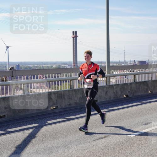03.10.2025 - Köhlbrandbrückenlauf Michael Burmester http://msf.ph/oto/9108987 03.10.2025 12:51:39 Position 2  meine-sportfotos.de