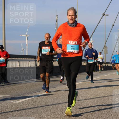 03.10.2025 - Köhlbrandbrückenlauf Strokosch-Dieckow http://msf.ph/oto/9108998 03.10.2025 09:39:58 Position 2 3719, 1194 meine-sportfotos.de