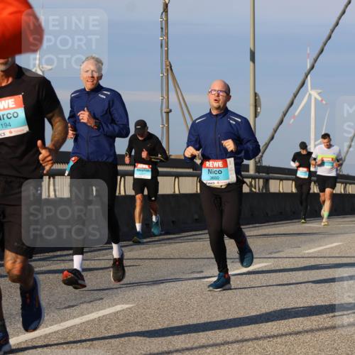 03.10.2025 - Köhlbrandbrückenlauf Strokosch-Dieckow http://msf.ph/oto/9109003 03.10.2025 09:39:59 Position 2 1194, 3650 meine-sportfotos.de