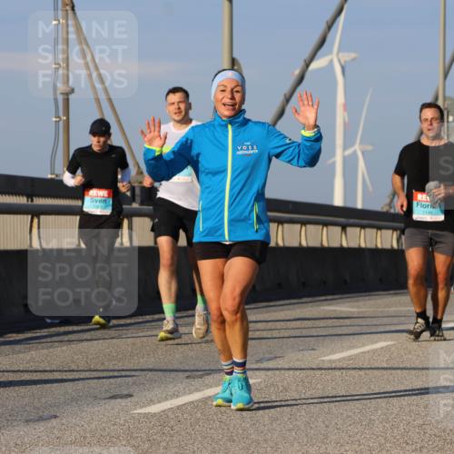 03.10.2025 - Köhlbrandbrückenlauf Strokosch-Dieckow http://msf.ph/oto/9109037 03.10.2025 09:40:02 Position 2 1146 meine-sportfotos.de