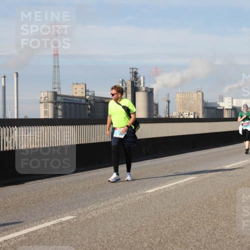 03.10.2025 - Köhlbrandbrückenlauf Lena Gebhardt http://msf.ph/oto/9109087 03.10.2025 10:14:20 Position 2  meine-sportfotos.de