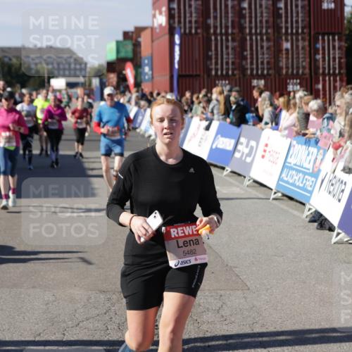 03.10.2025 - Köhlbrandbrückenlauf Jannik Wohlers http://msf.ph/oto/9109111 03.10.2025 13:29:37 Ziel 4629, 4660, 4720, 4733, 5470, 5482, 5601, 6093, 6156, 6215, 6334, 6335, 6336, 6351, 6387, 6439, 6539, 6543, 6554, 6555 meine-sportfotos.de