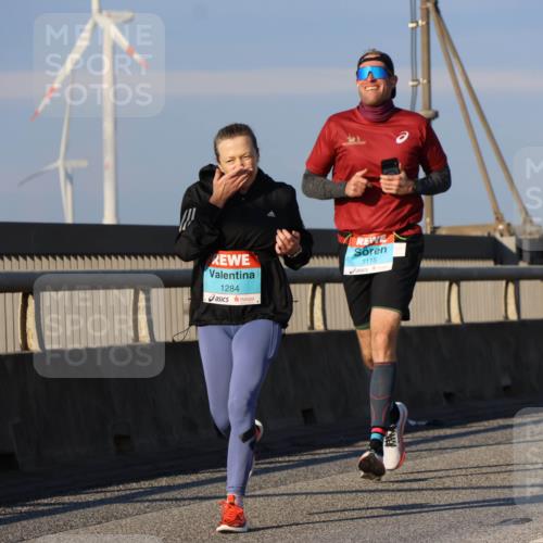 03.10.2025 - Köhlbrandbrückenlauf Strokosch-Dieckow http://msf.ph/oto/9109188 03.10.2025 09:40:18 Position 2 1284, 3118 meine-sportfotos.de