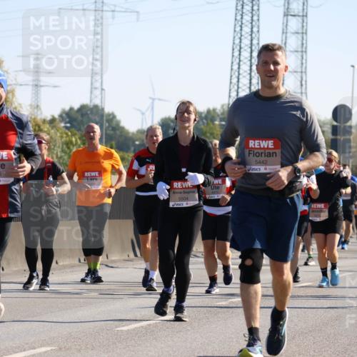 03.10.2025 - Köhlbrandbrückenlauf Strokosch-Dieckow http://msf.ph/oto/9109228 03.10.2025 12:23:57 Position 3 5985, 5442, 4970, 5504, 5215, 4708 meine-sportfotos.de