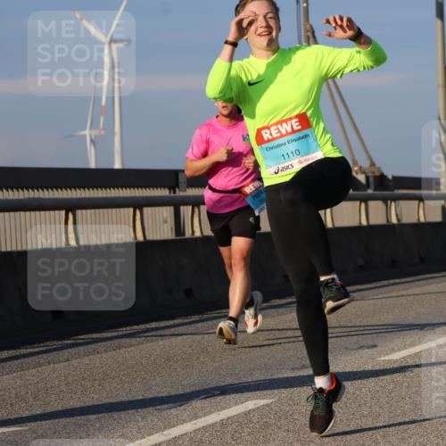 03.10.2025 - Köhlbrandbrückenlauf Strokosch-Dieckow http://msf.ph/oto/9109240 03.10.2025 09:40:21 Position 2 1110 meine-sportfotos.de