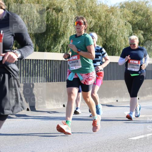 03.10.2025 - Köhlbrandbrückenlauf Strokosch-Dieckow http://msf.ph/oto/9109243 03.10.2025 12:23:58 Position 3 6734, 5142, 5253, 59 meine-sportfotos.de