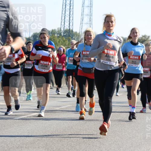03.10.2025 - Köhlbrandbrückenlauf Strokosch-Dieckow http://msf.ph/oto/9109257 03.10.2025 12:24:01 Position 3 5442, 1, 52, 4708, 6736, 4970, 5036, 5507, 5533 meine-sportfotos.de
