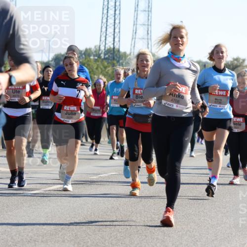 03.10.2025 - Köhlbrandbrückenlauf Strokosch-Dieckow http://msf.ph/oto/9109264 03.10.2025 12:24:01 Position 3 5442, 4970, 5036, 6736, 4708, 5267, 5507, 5533 meine-sportfotos.de