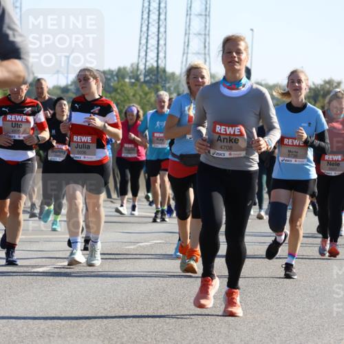 03.10.2025 - Köhlbrandbrückenlauf Strokosch-Dieckow http://msf.ph/oto/9109276 03.10.2025 12:24:01 Position 3 42, 4970, 5036, 1, 4708, 6736, 5507, 5533 meine-sportfotos.de