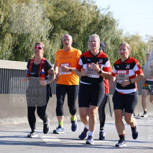 03.10.2025 - Köhlbrandbrückenlauf Strokosch-Dieckow http://msf.ph/oto/9109281 03.10.2025 12:24:04 Position 3 5421, 4970, 4708 meine-sportfotos.de