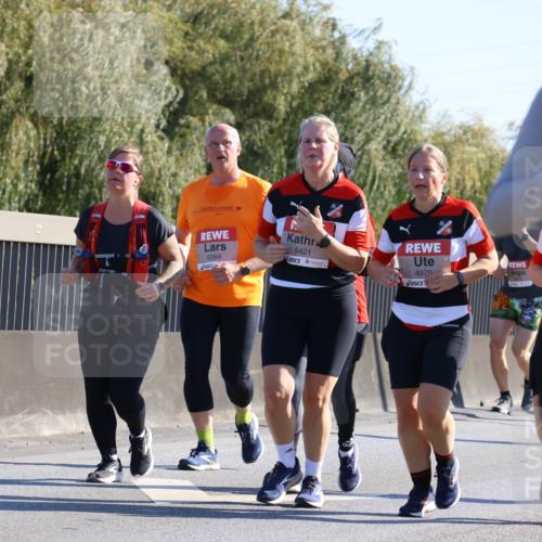 03.10.2025 - Köhlbrandbrückenlauf Strokosch-Dieckow http://msf.ph/oto/9109287 03.10.2025 12:24:05 Position 3 5421, 6264, 4970, 4708 meine-sportfotos.de